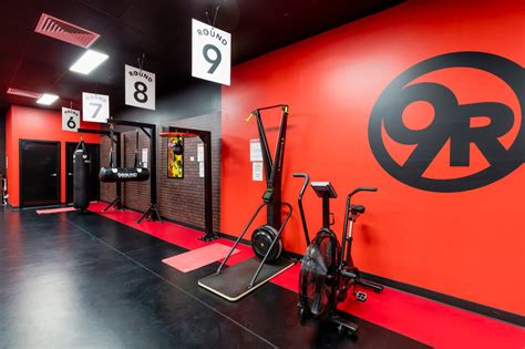 9 round - 9Round is a circuit training program that combines kickboxing with heart rate monitoring. Track your transformation, compete with others and yourself, and win prizes with PULSE …